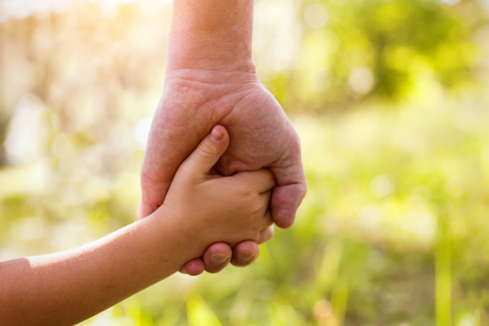 「ただいま」と「おかえり」 些細な呼びかけが子どもの心を安定させる